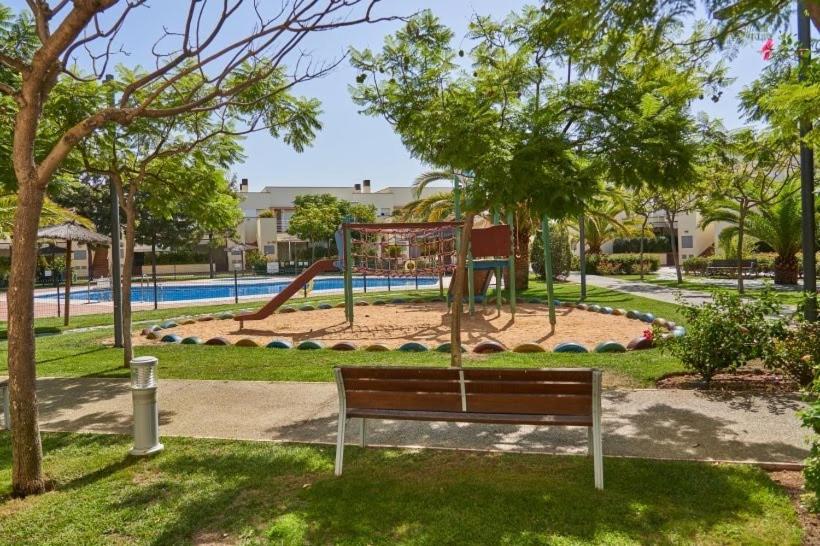 Apartamento primera línea de playa Isla Cristina Urbanización Zarati Exterior foto