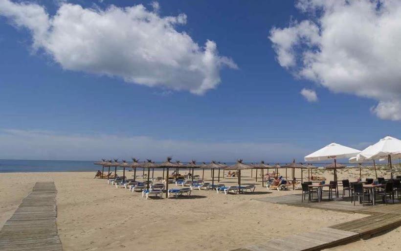 Apartamento primera línea de playa Isla Cristina Urbanización Zarati Exterior foto