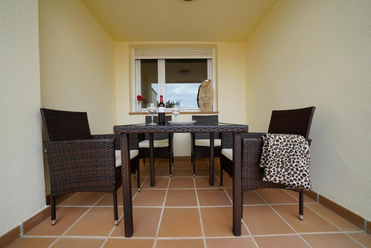 Apartamento primera línea de playa Isla Cristina Urbanización Zarati Exterior foto